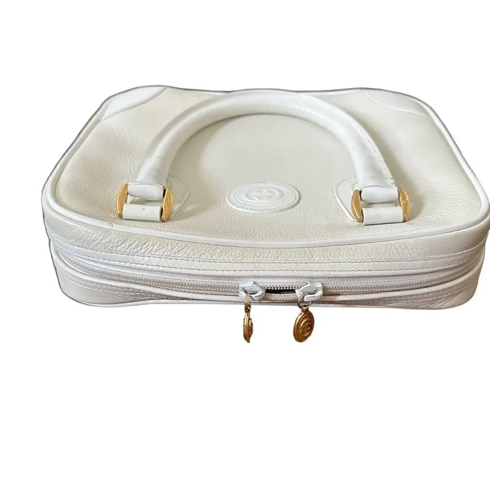 Gucci trendy white tote with gold hardware